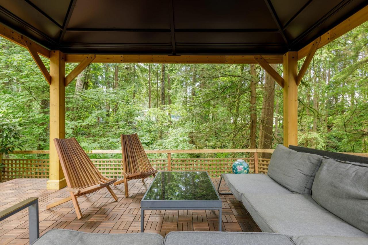 Beautiful Villa With Heated Pool Hot Tub By Forest North Vancouver Eksteriør bilde